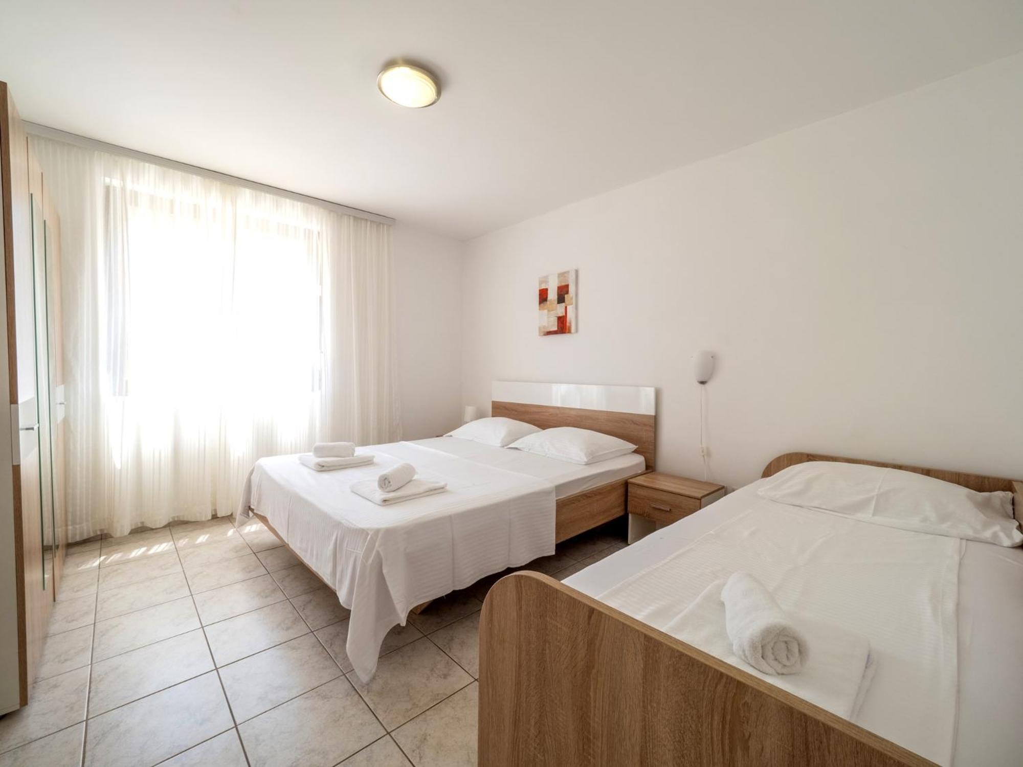 Apartments Bianca Baška Esterno foto
