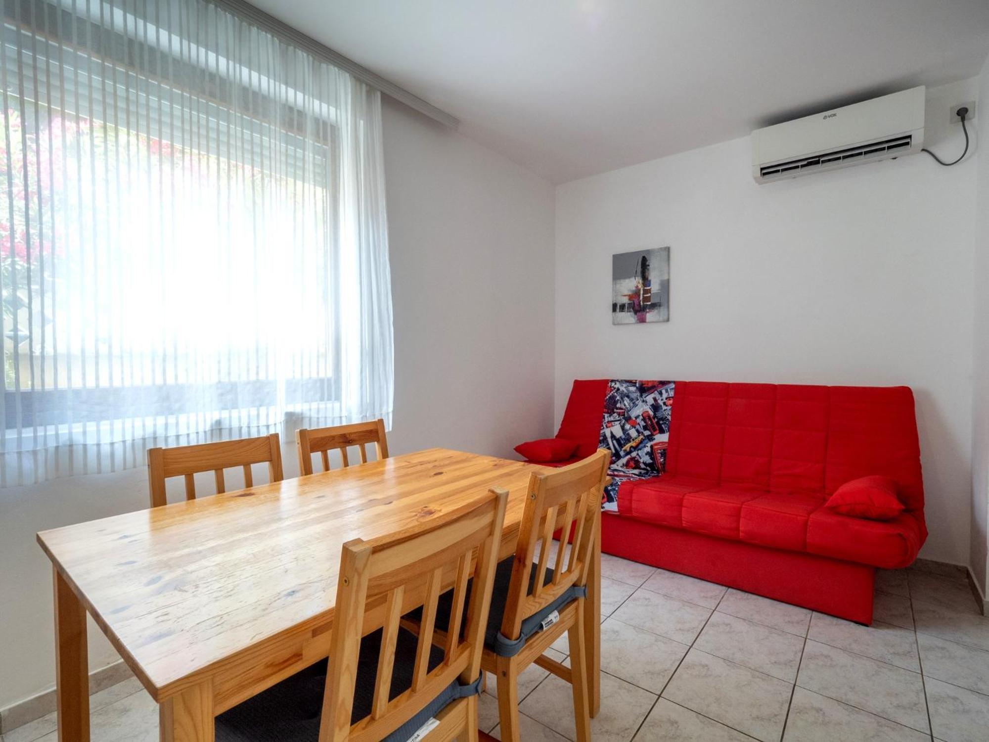 Apartments Bianca Baška Esterno foto